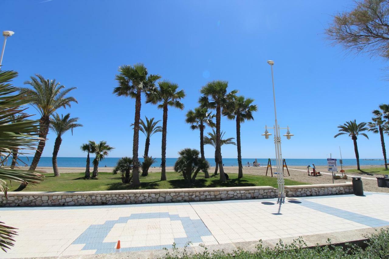 Playa De La Misericordia Hotel Málaga Exterior foto