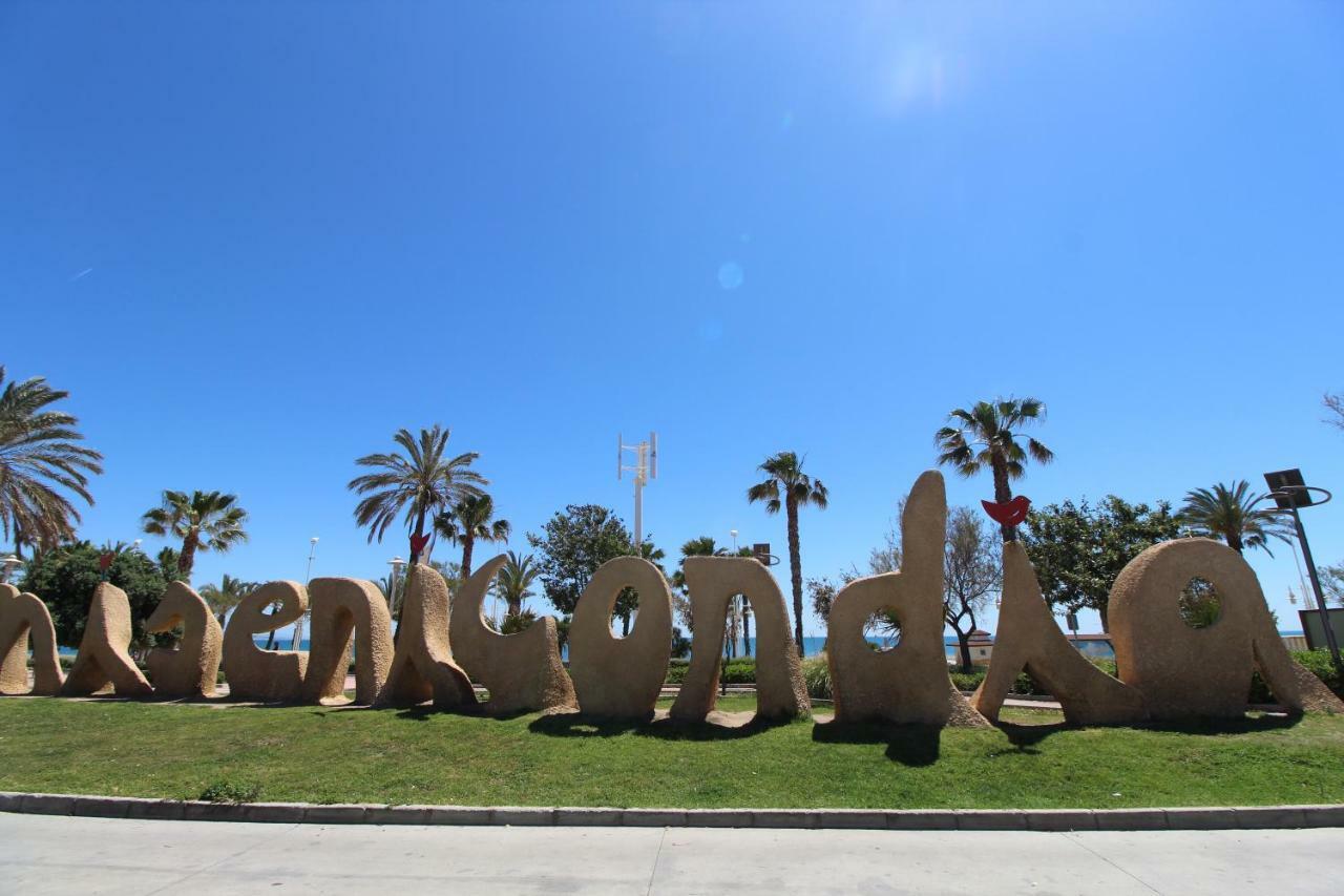 Playa De La Misericordia Hotel Málaga Exterior foto